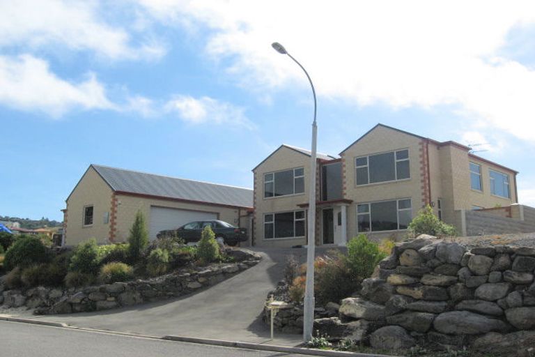 Photo of property in 94 Glenstrae Road, Redcliffs, Christchurch, 8081