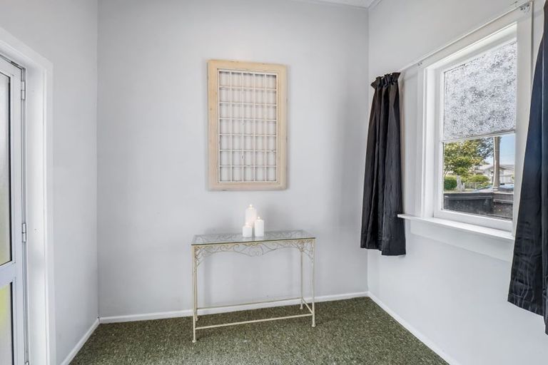 Photo of property in 27 Kitchener Street, Whanganui East, Whanganui, 4500