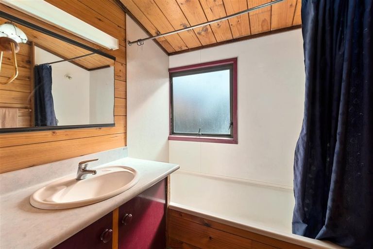 Photo of property in 12 Te Ana Place, Lynmore, Rotorua, 3010