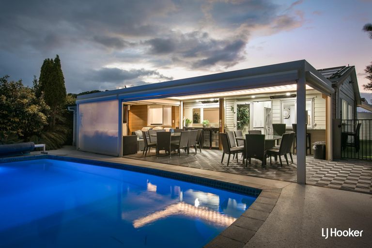 Photo of property in 19 Pio Road, Bowentown, Waihi Beach, 3177