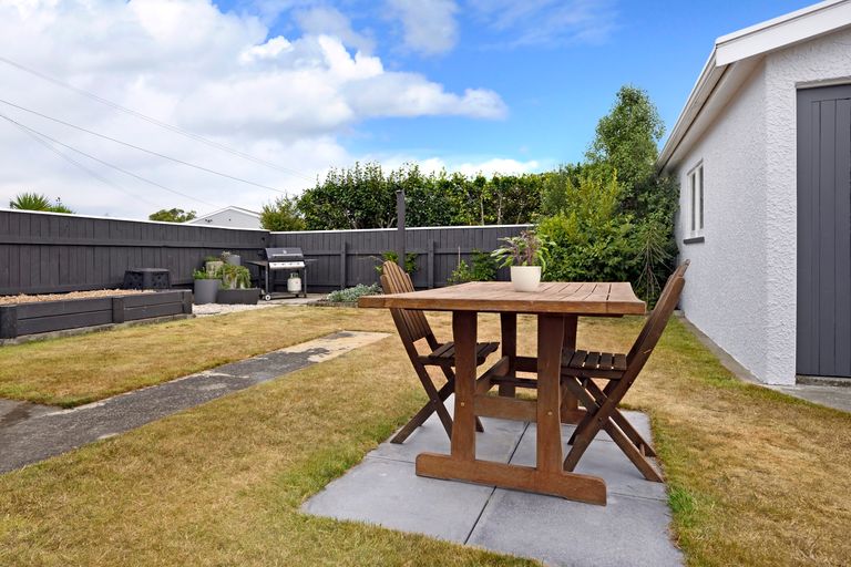 Photo of property in 8 Reeves Street, Stoke, Nelson, 7011