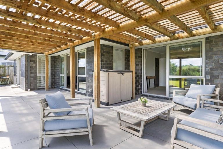 Photo of property in 42 Double Bay Road, Pyes Pa, Tauranga, 3112