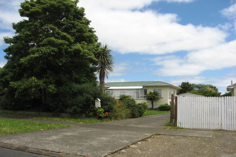 Photo of property in 22 Birdwood Road, Pukekohe, 2120