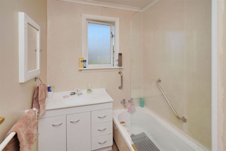 Photo of property in 12 Buckley Street, Cheviot, 7310