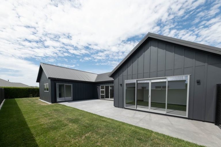 Photo of property in 32 Matau Crescent, Frimley, 4120