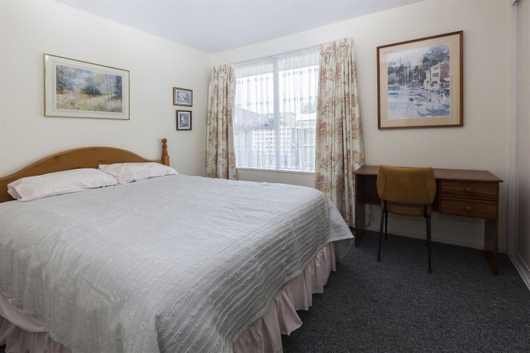 Photo of property in 2/11 Leith Place, Spreydon, Christchurch, 8024