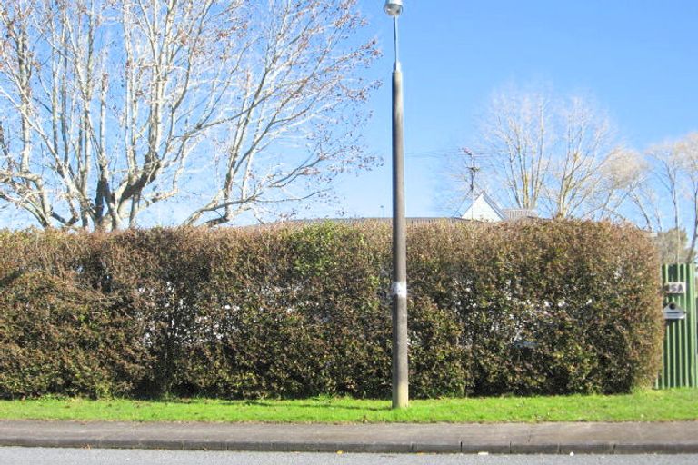 Photo of property in 2/15 Winiata Terrace, Papakura, 2110