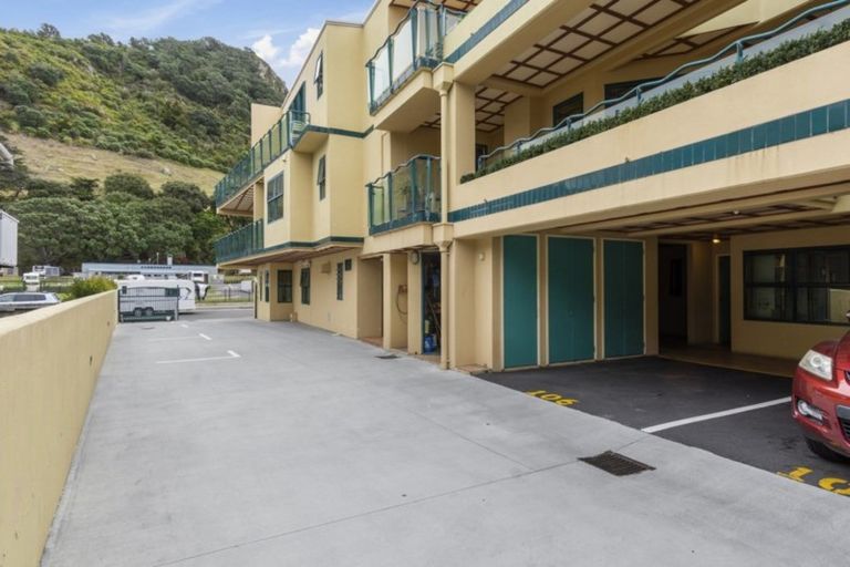 Photo of property in 106/6 Adams Avenue, Mount Maunganui, 3116