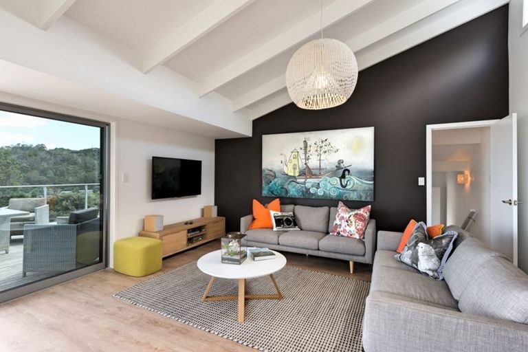 Photo of property in 3 Oneroa Road, Russell, 0202