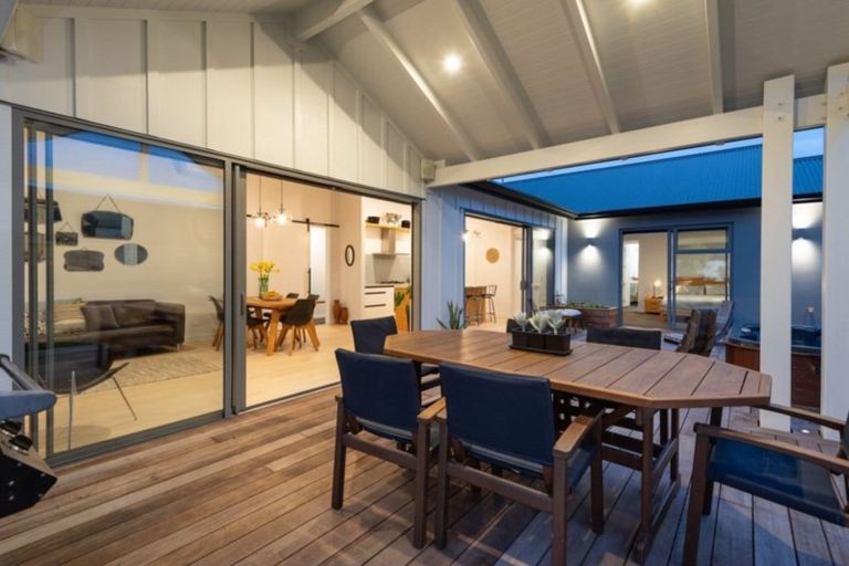 Photo of property in 17 Awatira Drive, Papamoa Beach, Papamoa, 3118