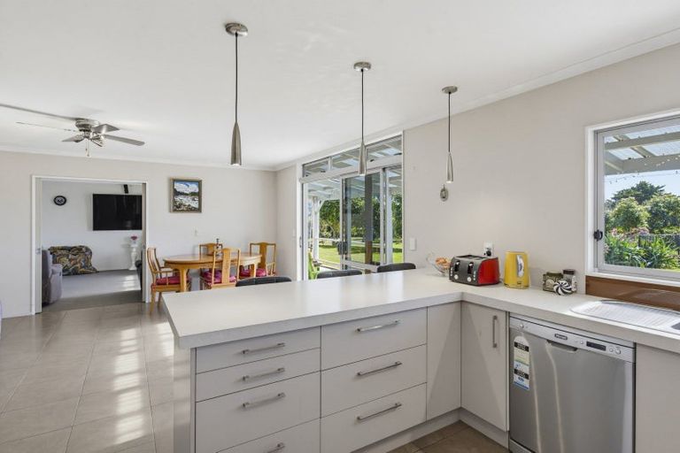 Photo of property in 4a Wairiri Street, Ohau, Levin, 5570
