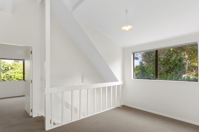 Photo of property in 318 Papamoa Beach Road, Papamoa Beach, Papamoa, 3118