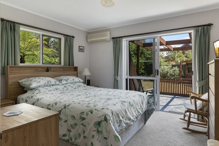 Photo of property in 21 Coleridge Place, Stoke, Nelson, 7011