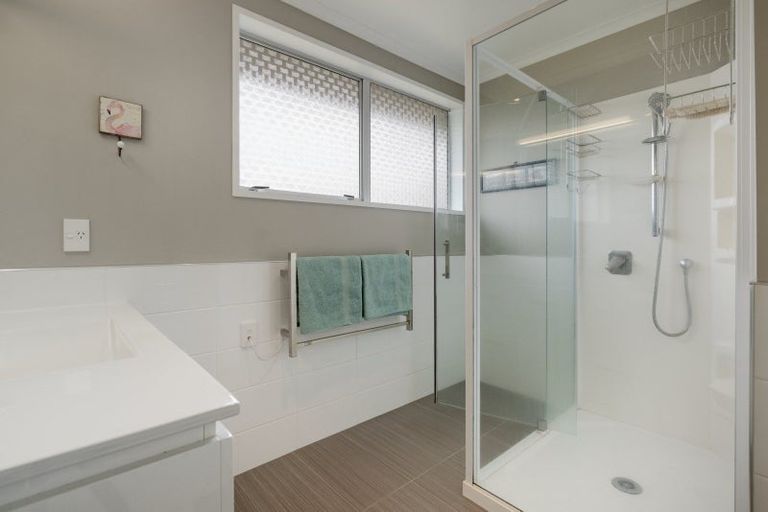 Photo of property in 22 Grosmont Terrace, Brookfield, Tauranga, 3110