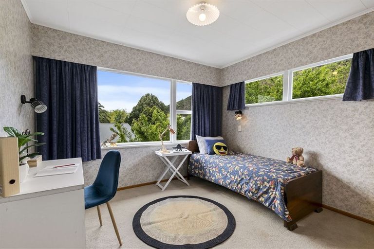 Photo of property in 11 Cleary Street, Waterloo, Lower Hutt, 5011