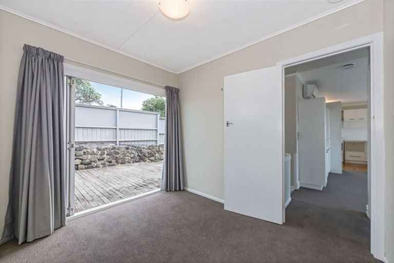 Photo of property in 75 Stanmore Bay Road, Stanmore Bay, Whangaparaoa, 0932