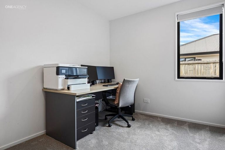 Photo of property in 46 Mcquillan Avenue, Woodend, 7610