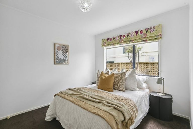 Photo of property in 68a Peterhouse Street, Tawa, Wellington, 5028