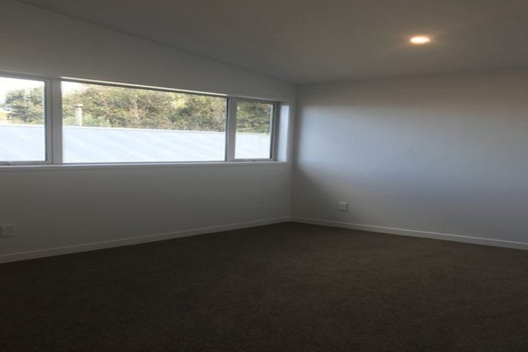 Photo of property in 10/74 Derwent Street, Island Bay, Wellington, 6023