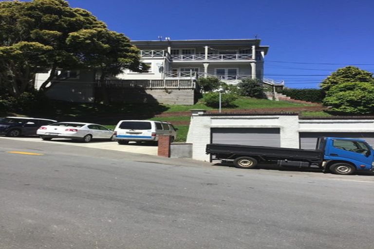 Photo of property in 2 Caprera Street, Melrose, Wellington, 6023