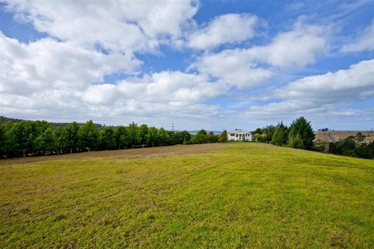 Photo of property in 64 Okura River Road, Okura, Albany, 0792