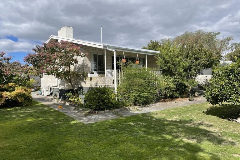 Photo of property in 59 Reynolds Road, Havelock North, 4130