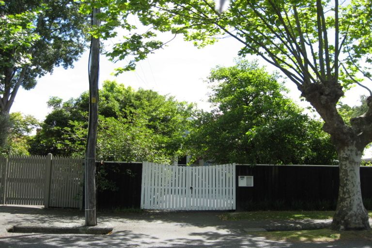 Photo of property in 65 Garden Road, Merivale, Christchurch, 8014