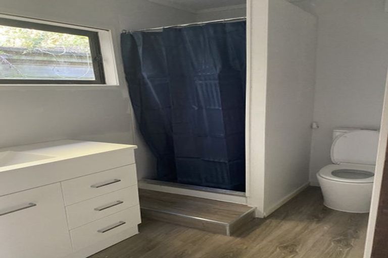 Photo of property in 1/95 Macleans Road, Bucklands Beach, Auckland, 2014