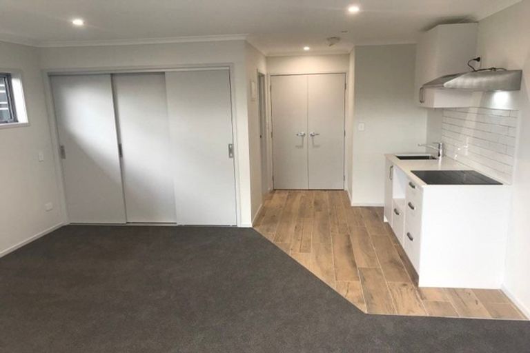 Photo of property in 1 Danden Way, Pukekohe, 2120