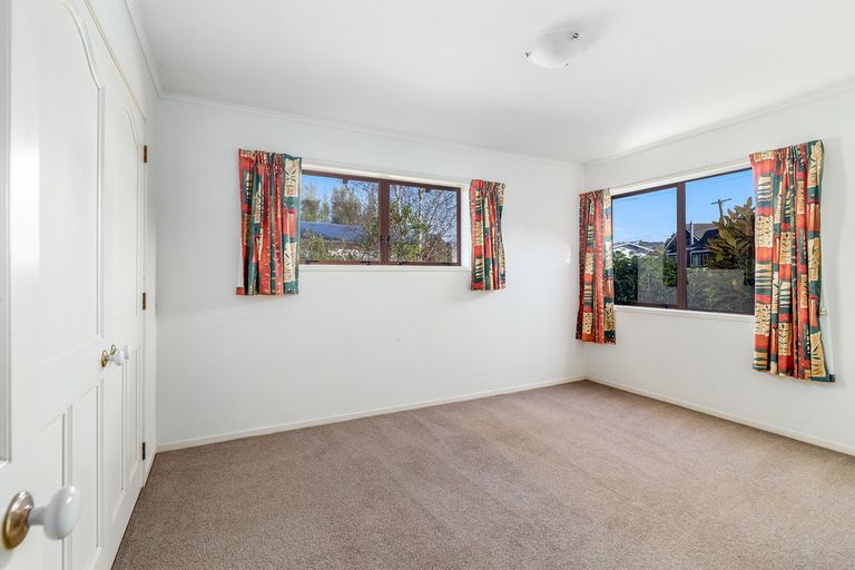 Photo of property in 4 Wharepaina Crescent, Springfield, Rotorua, 3015