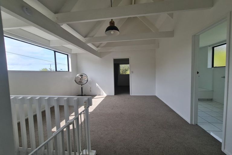Photo of property in 57 Lucknow Road, Havelock North, 4130