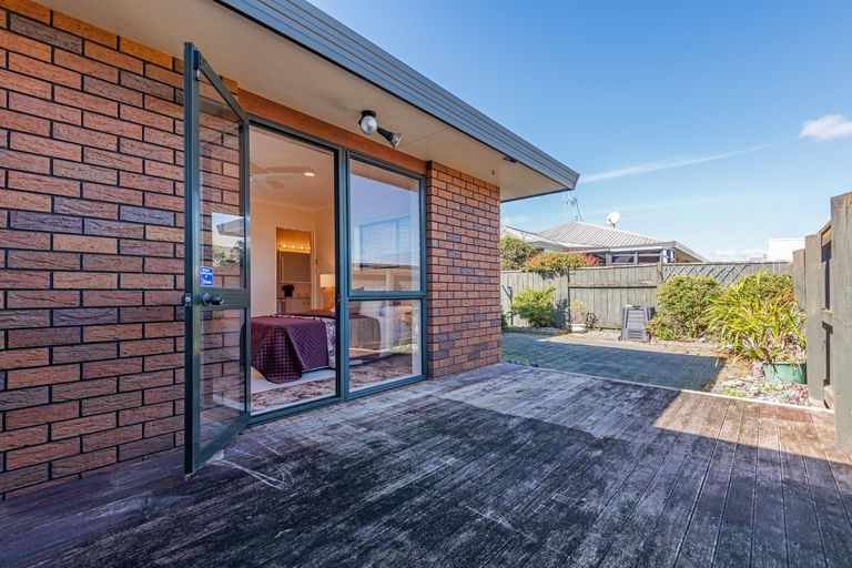 Photo of property in 32 Beresford Street, Takaro, Palmerston North, 4410