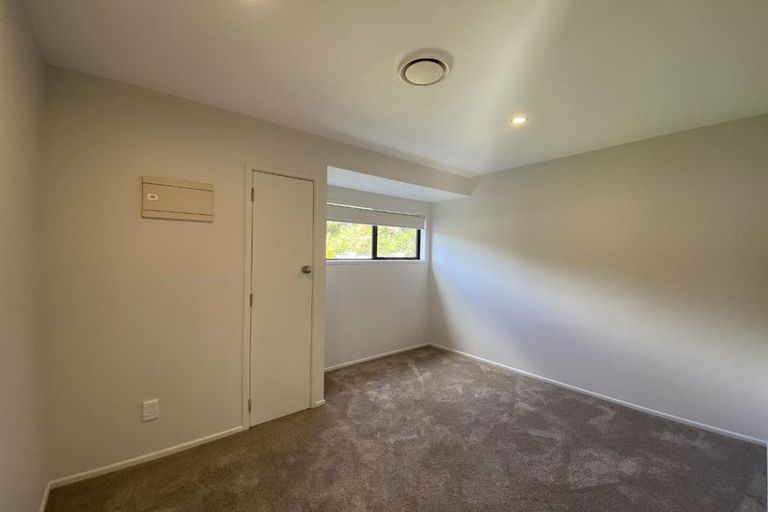 Photo of property in 62 The Terrace, Herald Island, Auckland, 0618