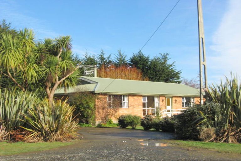 Photo of property in 36 Black Road, Otatara, Invercargill, 9879