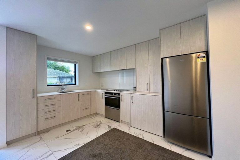 Photo of property in 2/14 Wilsher Crescent, Henderson, Auckland, 0612