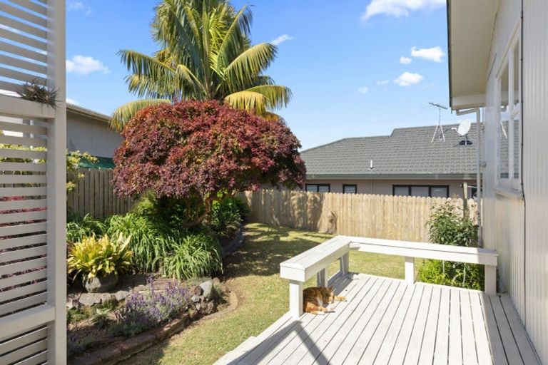 Photo of property in 182 Queen Street, Pukekohe, 2120