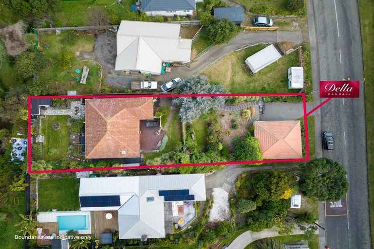 Photo of property in 108 Wellington Road, Paekakariki, 5034