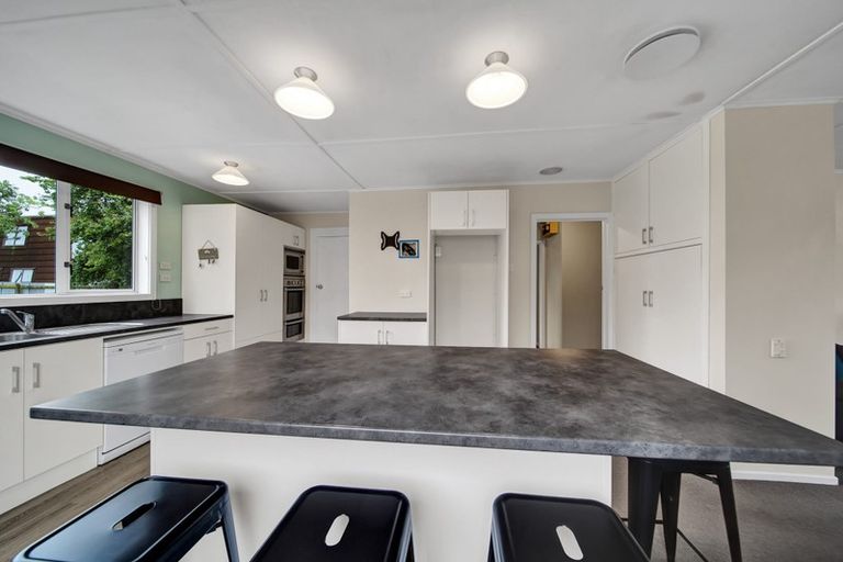 Photo of property in 94 Victoria Street, Hawera, 4610