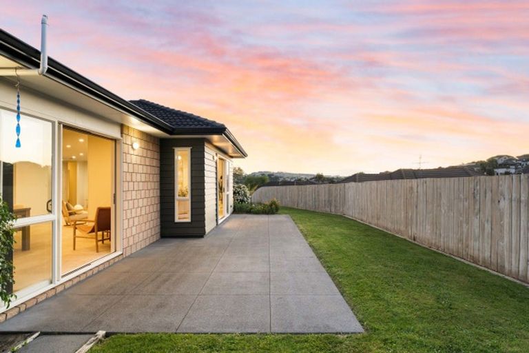 Photo of property in 6 Waynes Place, Pukekohe, 2120