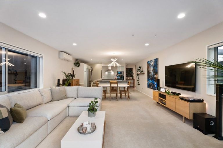 Photo of property in 38c Ireland Road, Mount Wellington, Auckland, 1060