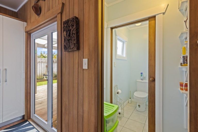 Photo of property in 25 Mclean Street, Strandon, New Plymouth, 4312