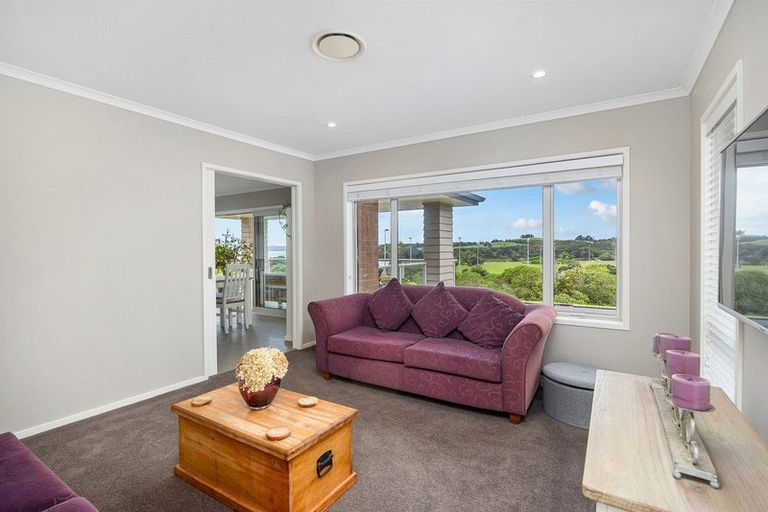 Photo of property in 40 Weatherly Drive, Beachlands, Auckland, 2018