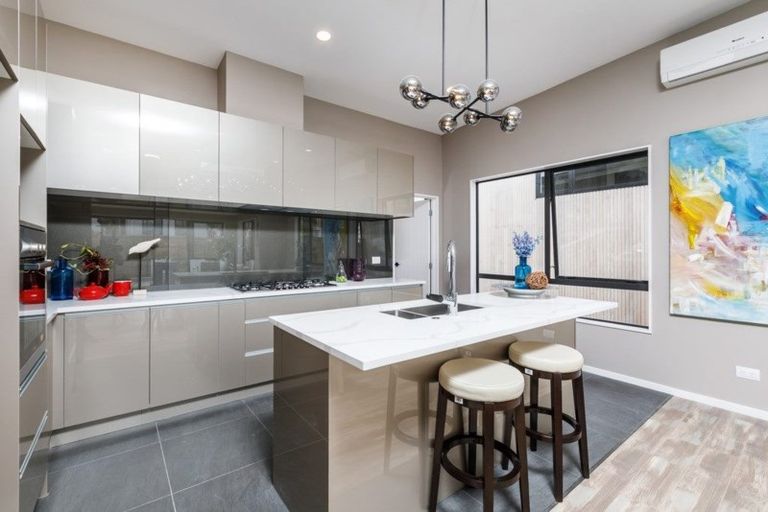 Photo of property in 29 Ascension Crescent, Orewa, 0931