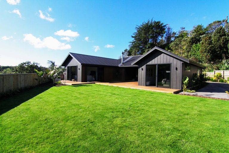 Photo of property in 7 Kohatu Boulder Way, Welbourn, New Plymouth, 4310