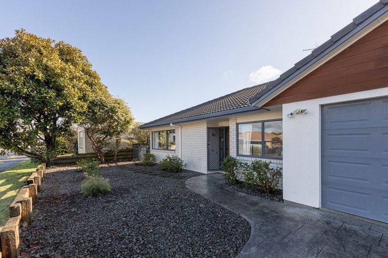 Photo of property in 53 Dalton Drive, Papamoa Beach, Papamoa, 3118