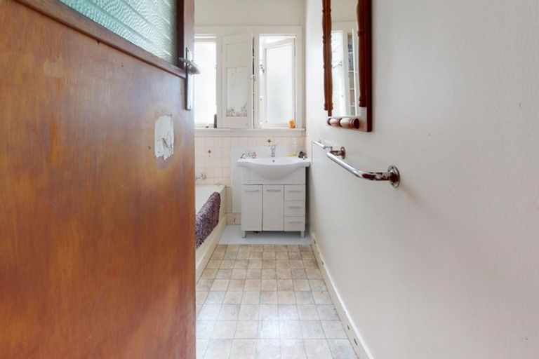 Photo of property in 10 Mona Square, Ashburton, 7700