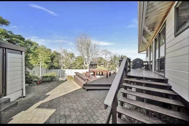 Photo of property in 12 Snowden Place, Opaheke, Papakura, 2113