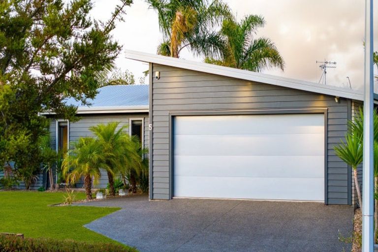 Photo of property in 5 Featherstone Drive, Flagstaff, Hamilton, 3210