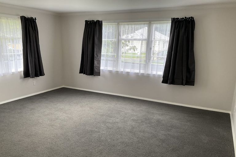 Photo of property in 49 Sladden Street, Naenae, Lower Hutt, 5011
