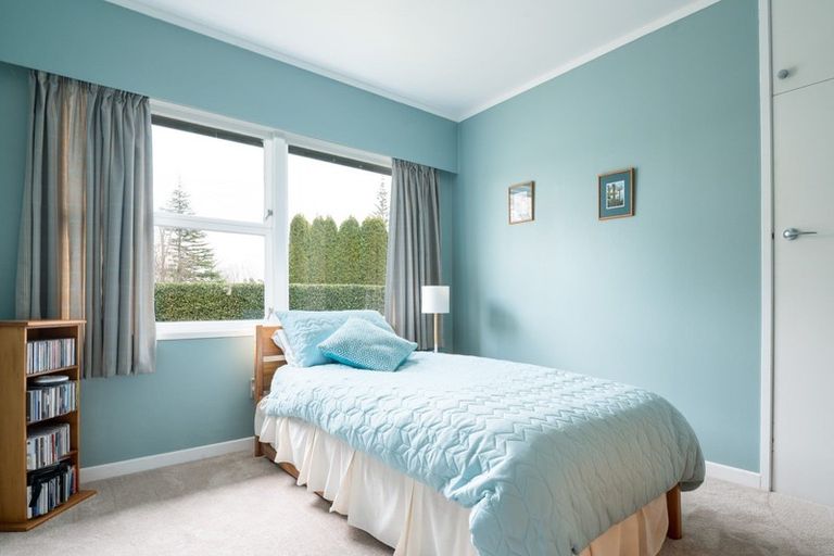 Photo of property in 15 Dalbeth Place, Matangi, Hamilton, 3284